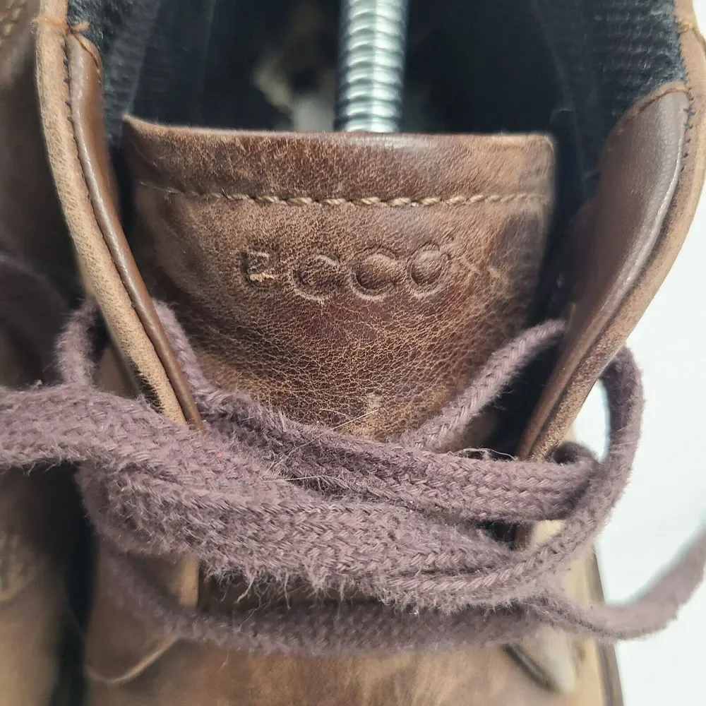 Mens ECCO Jamestown Mid Chukka Boots. Size 9-9.5 US.‎ 43 Euro. 43P510104277469